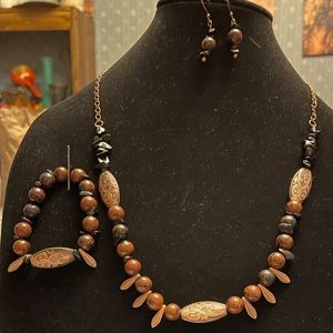 Necklace, bracelet, earrings set